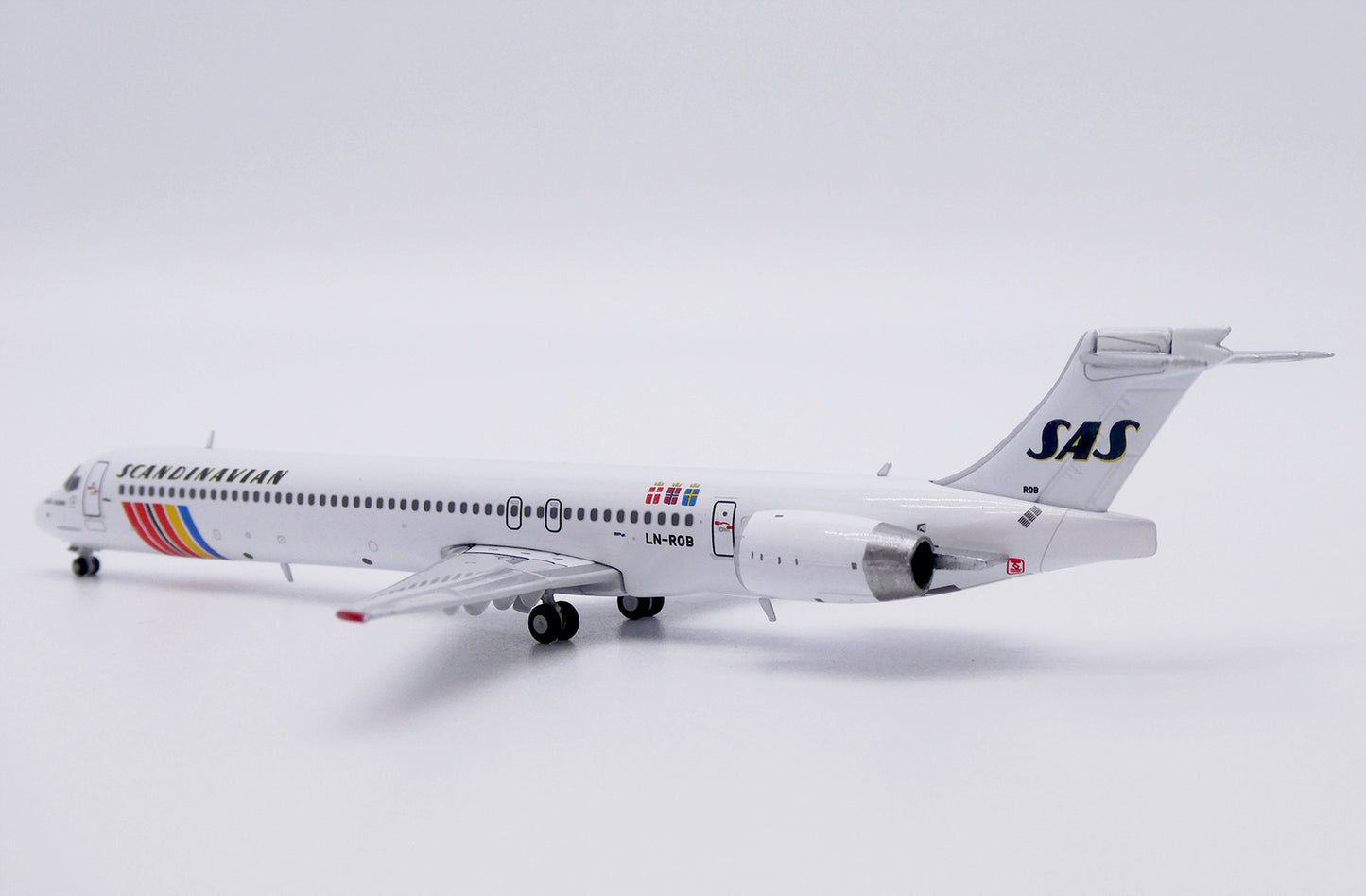 1:400 JC Wings SAS McDonnell Douglas MD-90 Passenger Airplane Diecast Model