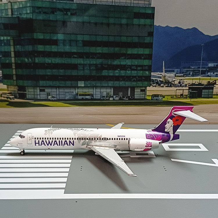 1:200 Geminijets Hawaiian Airlines B717-200 Passenger Airplane Diecast Model
