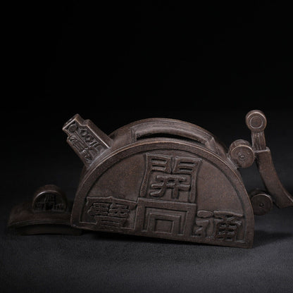 Chinese Yixing Zisha Clay Handmade Exquisite Teapot （招财进宝 底款：景舟制陶）