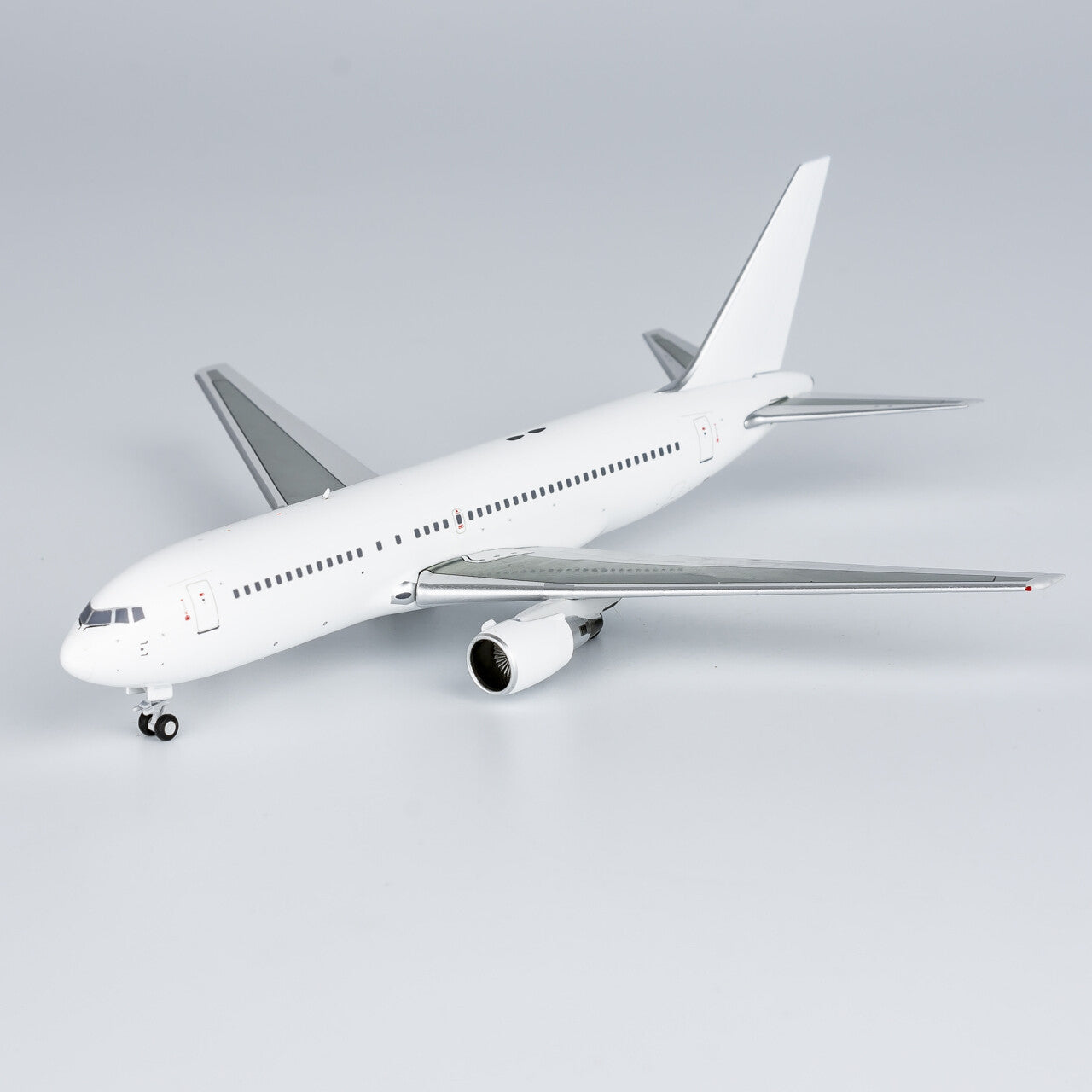 1:400 NG Model Blank BOEING 767-200 Passenger Airplane Diecast Aircraft Model