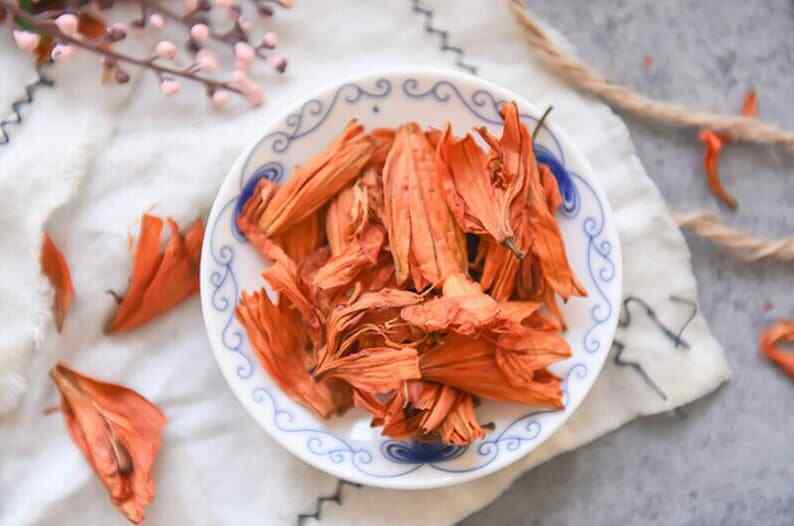 Dried Lily Flower Tea Flos Lilii Herbal Tea Pure Natural Makes A Healthy Tea