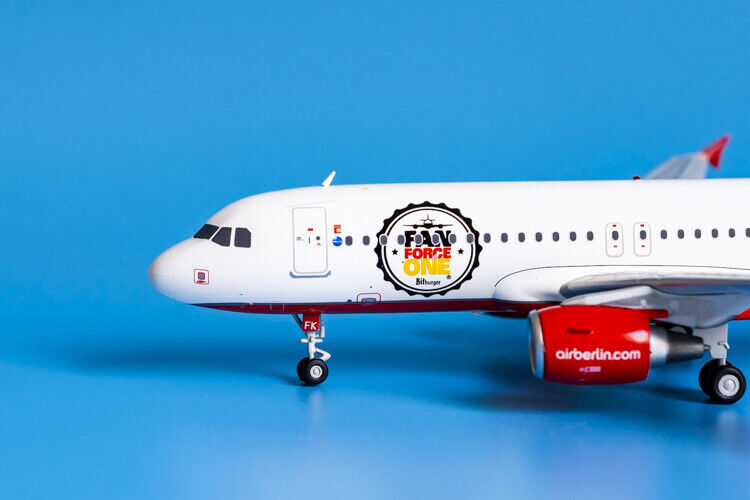 1:200 JC Wings Air Berlin AIRBUS A320 Passenger Aircraft Diecast Airplane Model