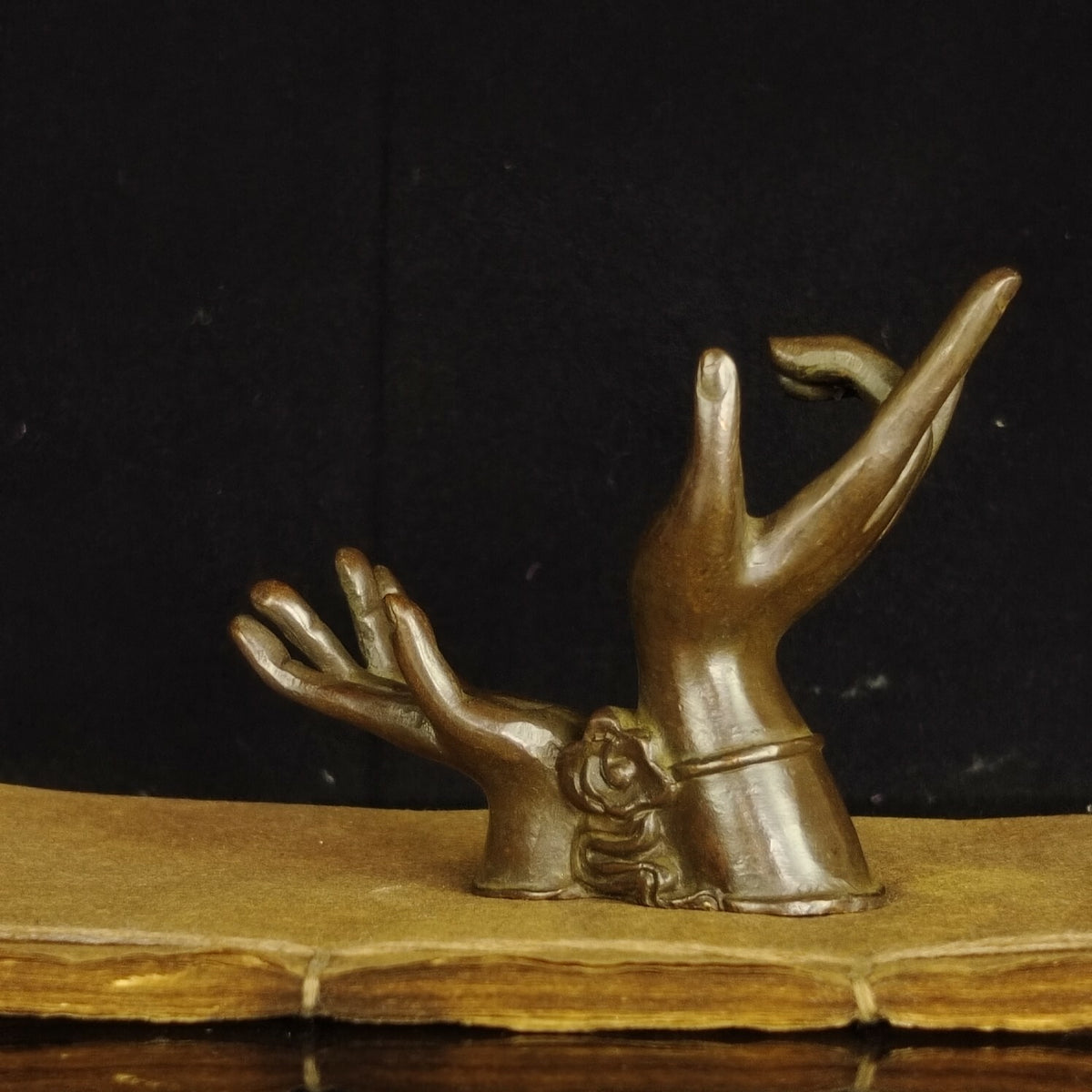 Chinese Antique Bronze Buddha Hand Shelf Ornament Statue