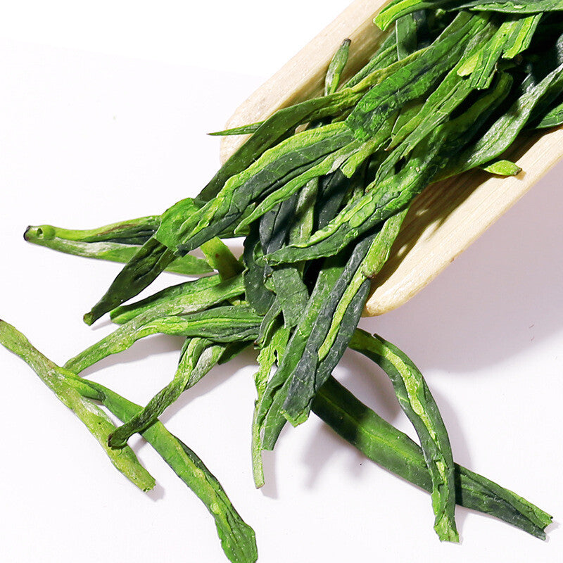 West Lake Longjing Tea Green Tea Authentic Hangzhou Spring Tea New Tea Canned