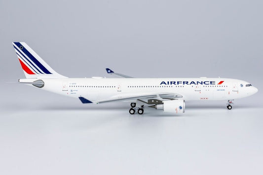 1:400 NG Model AIR FRANCE AIRBUS A330-200 Passenger Plane Diecast Aircraft Model
