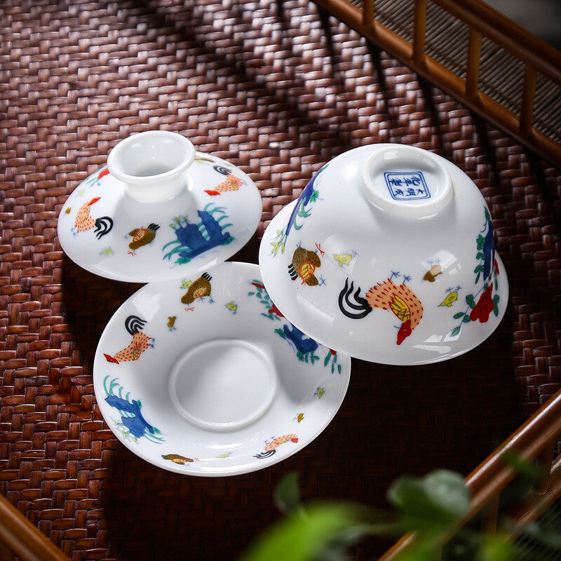 Chinese Doucai Porcelain Ming Chenghua Chicken Design Covered Cup Teacup