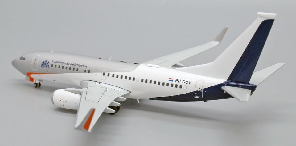 1:200 JC Wings Netherlands Government BOEING 737-700 Airplane Diecast Model