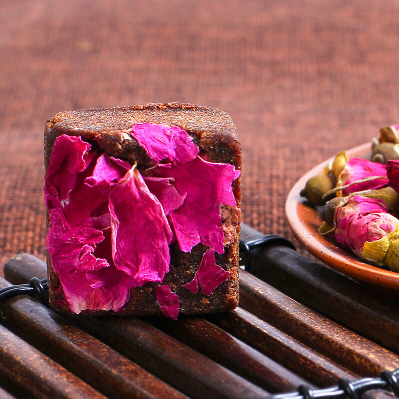 Yunnan Rose Buds Chinese Dates Ginger & Brown Sugar Assorted Herbal Tea 320g