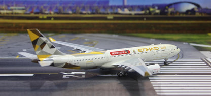for PandaModel for Etihad Airways for Airbus A330-200 A6-EYH 1/400 plane Model