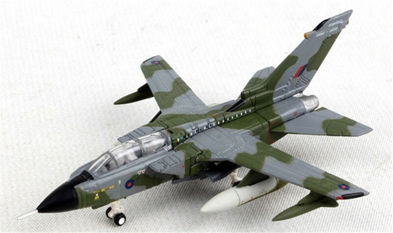 herpa Panavia Tornado GR.4 No.31 Squadron Tornado Farewell Reg.ZG752 1/200 model