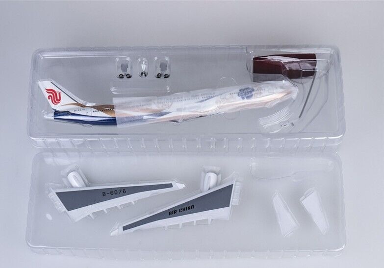 47CM AIR CHINA AIRBUS A330 Passenger Plane Led Sound Light Resin Aircraft Model