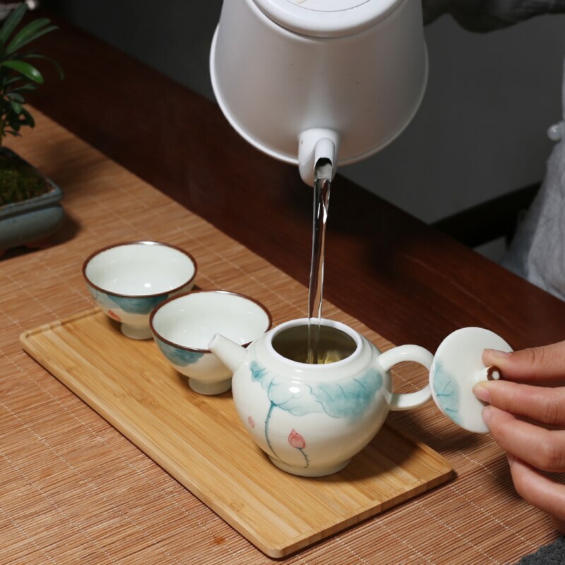 150ml Porcelain Hand Painted Lotus Pattern Teapot Chinese Kung Fu Drinkware