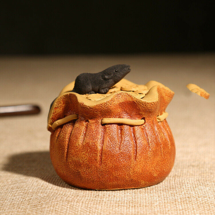 Chinese Yixing Zisha Pottery Clay Handmade Animal Tea Pet Wealth Money Bag Mouse