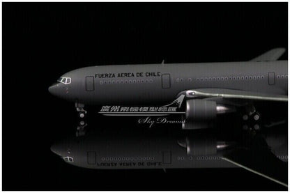 1:400 JC Wings FERZA AEREA DE CHILE BOEING 767-300 Passenger Plane Diecast Model