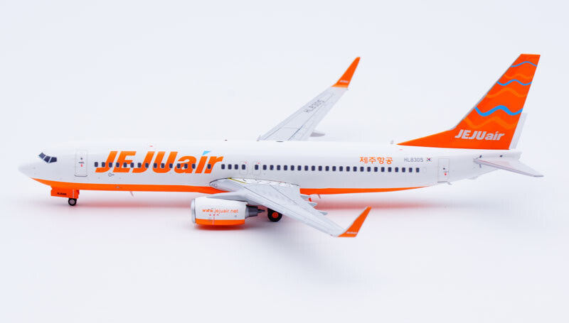 1:200 JC Wings JEJUair BOEING B737-800 Passenger Airplane Diecast Aircraft Model