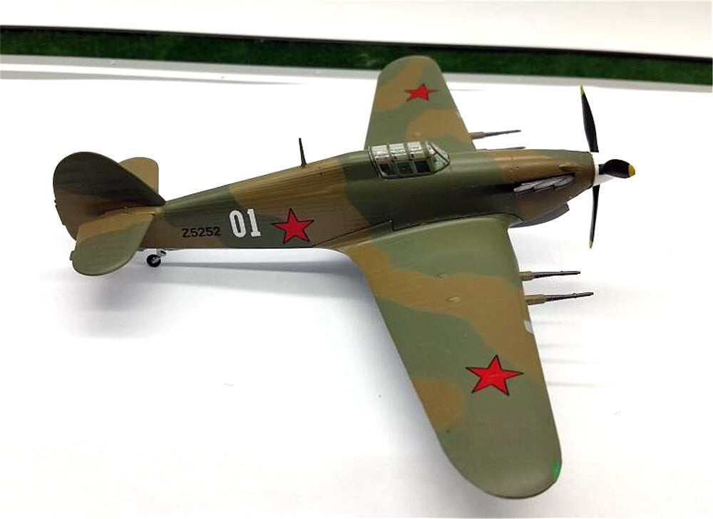 Hurricane MK II/TROP 1941 Russia 1/72 aircraft finished plane Easy model