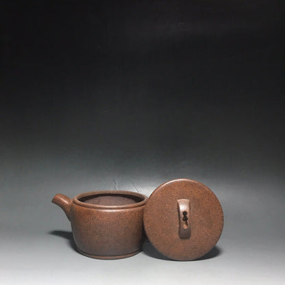 Chinese Yixing Zisha Clay Handmade Exquisite Teapot（汉瓦 底款：中国宜兴）