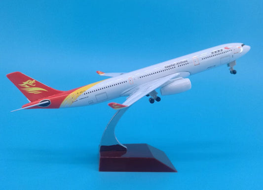 20CM Capital Airlines AIRBUS A330-300 B-8679 Passenger Airplane Diecast Model