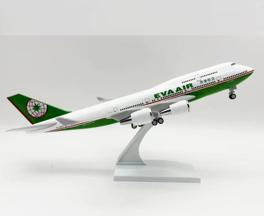 30CM EVA AIR BOEING 747-400 Passenger Plane Landing Gear Resin Aircraft Model