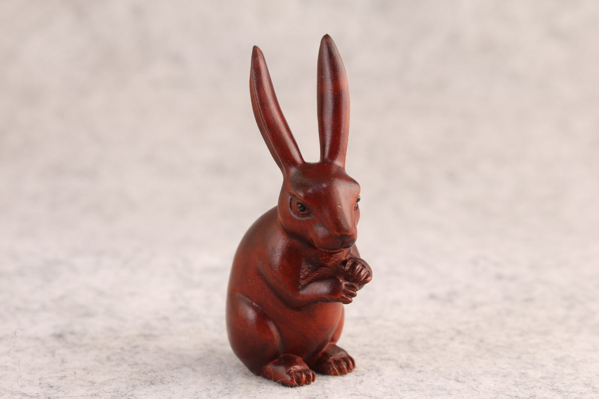 MINI chinese boxwood handmade carving rabbit statue netsuke collectable tea pet