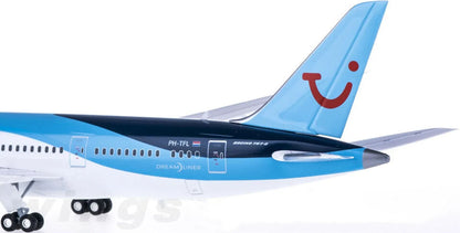 1:200 29CM Herpa TUI Dream Liner BOEING 787-8 Passenger Plane ABS Plastic Model