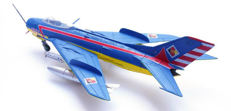 1/72 East German MIG-19S MiG 19 Fighter Model Hunting Squadron