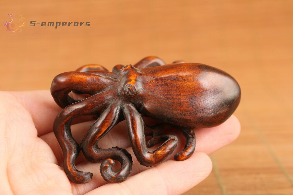 Rare chinese boxwood hand carving octopus statue collect hand piece netsuke