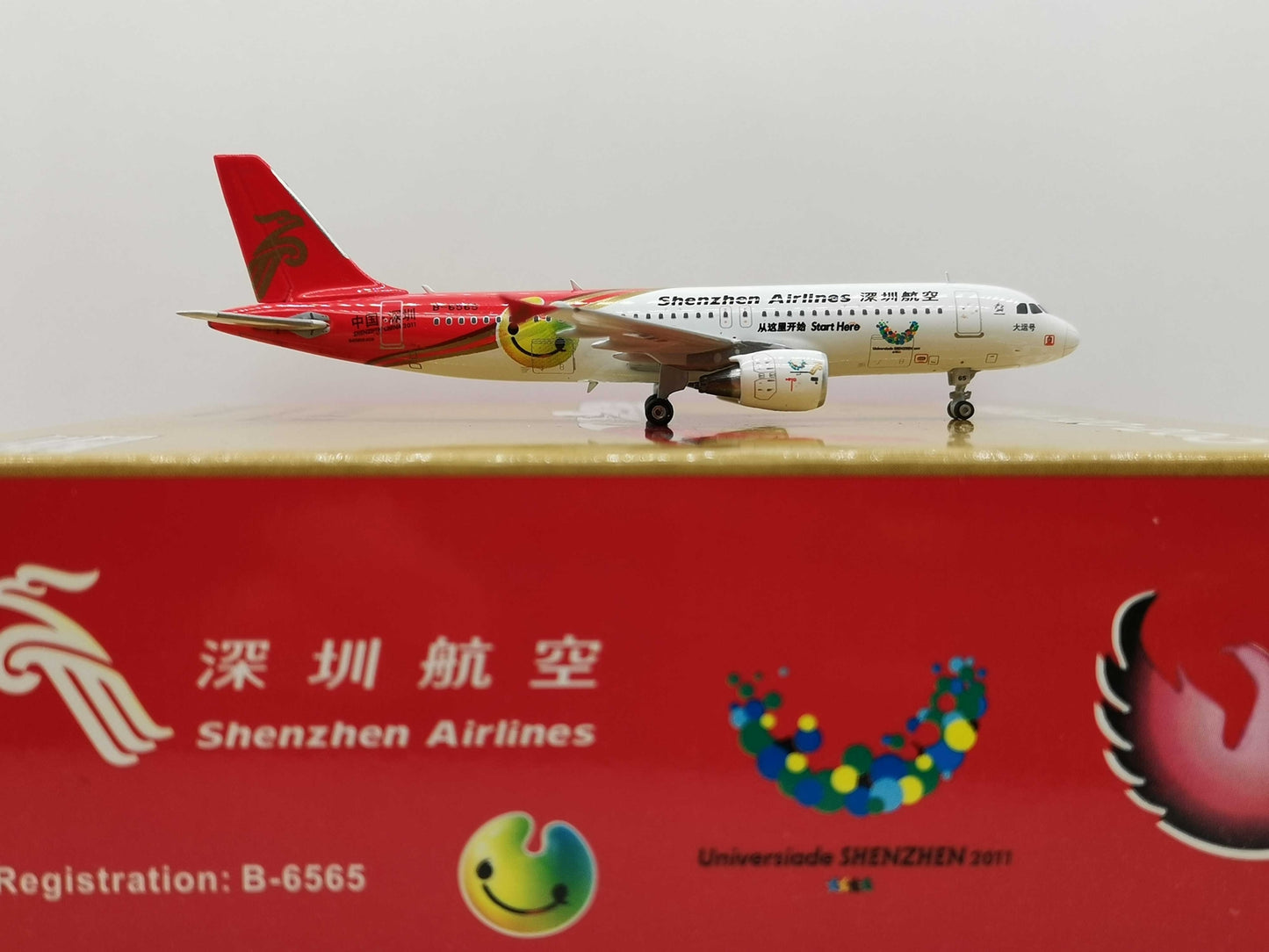 1:400 Phoenix Shenzhen Airlines AIRBUS A320-200 Airplane Diecast Aircraft Model