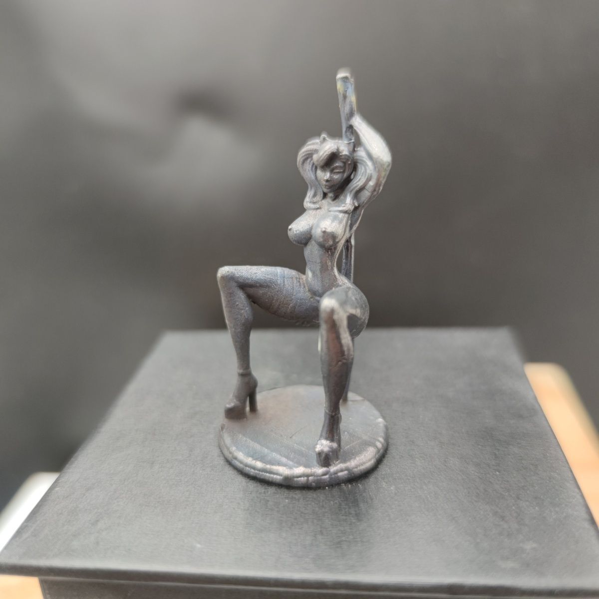 Chinese antique bronze statue hand carved nude girl body art decoration hot sale
