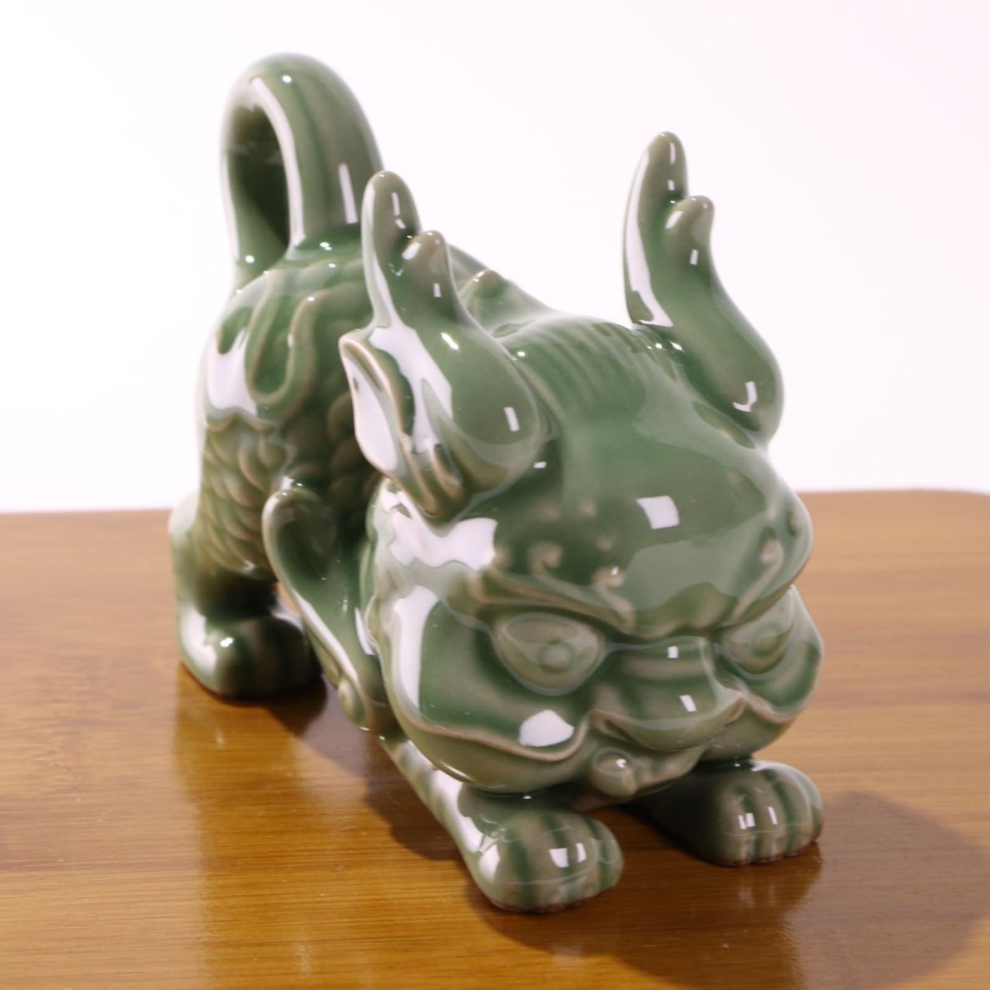 Ceramic Pi Xiu Tea Pet Ornament 13cm 5.1in Tea Table Decor Kungfu Tea Set