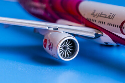 1:400 JC Wings QATAR BOEING 777-300ER Passenger Airplane Flap Down Diecast Model