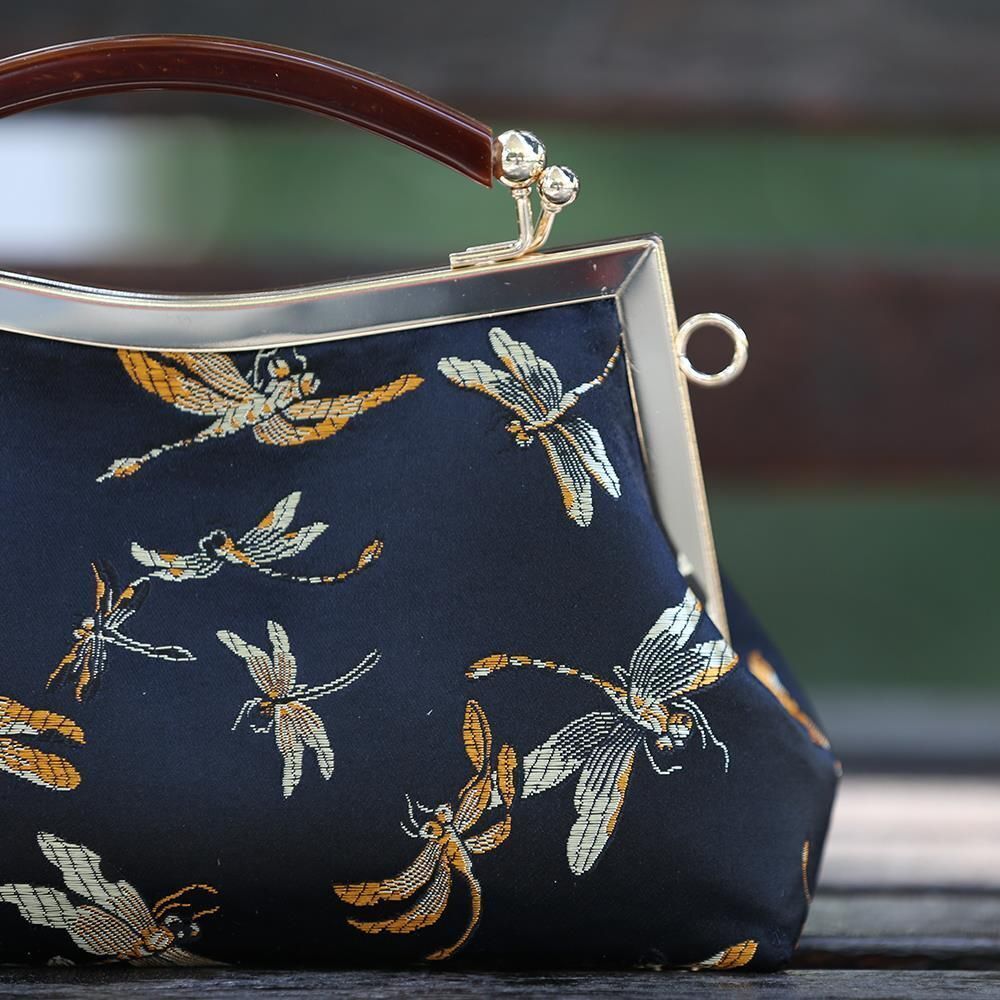 Vintage Lock Shell Bag Handbag Purse Handmade Chain Women Shoulder Crossbody Bag