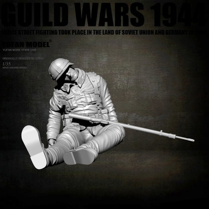 1:35 resin figure model kit 1 German soldier in WW II Unassembled unpainted