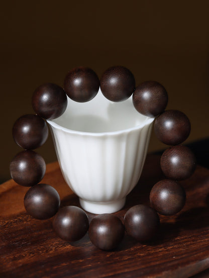 18mm Chinese Natural Eaglewood Handmade Exquisite Bracelets 31308