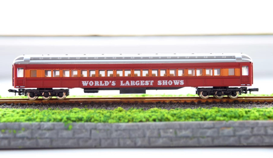 N Ratio 1/160 Red Six Axis Coach Coach Train Model