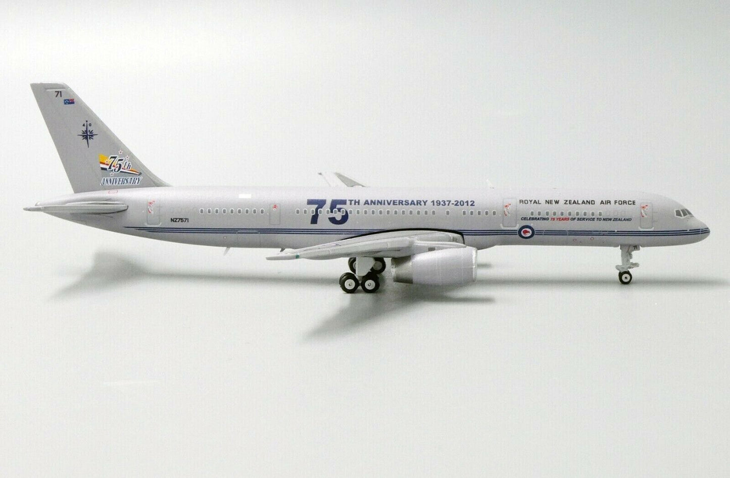 1:400 JC Wings Royal New Zealand Air Force BOEING 757-200 Airplane Diecast Model