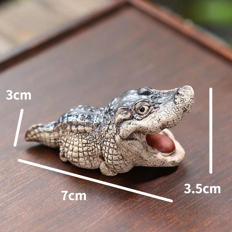 Cute Crocodile Tea Pet Handmade Tea Play Desktop Decoration Resin Ornaments