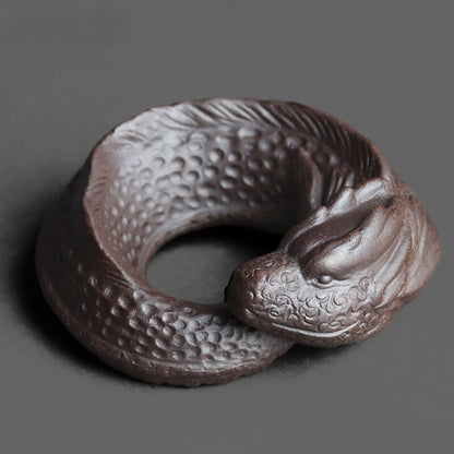 Rock pottery clay Chinese dragon tea pet handmade retro pottery Kung Fu tea Pet