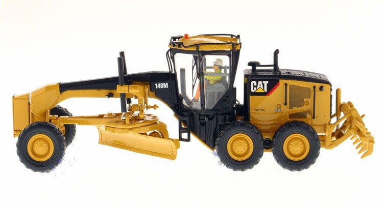 1:50 21CM DM 140M Motor Grader Construction Vehicles Machine Diecast Model
