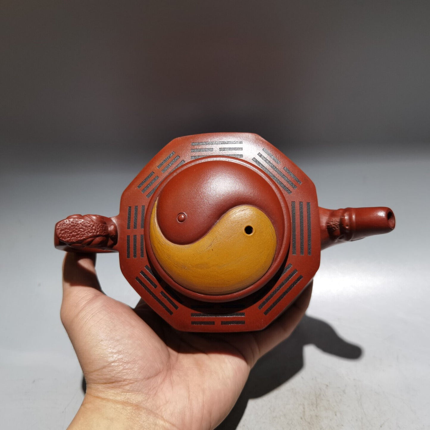 Chinese Yixing Zisha Clay Handmade Exquisite Teapot（太极八卦壶 底款：徐汉棠）