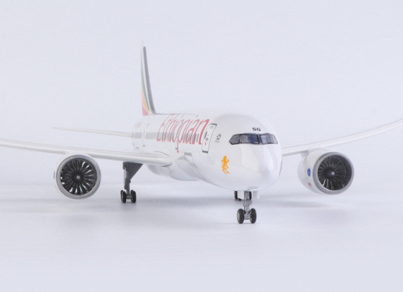 1:130 43CM Ethiopian BOEING 787 Airplane Landing Gear Resin Aircraft Plane Model