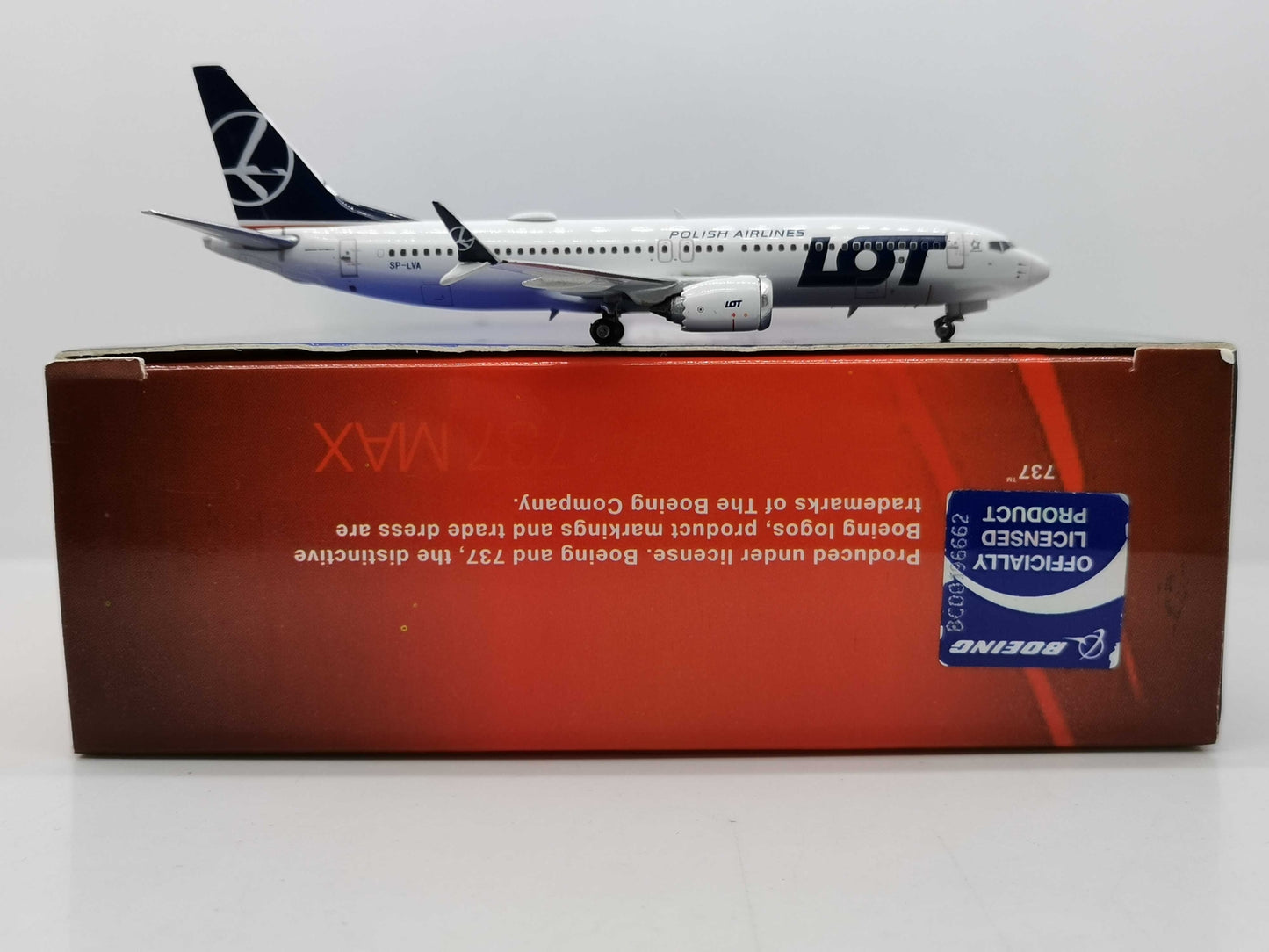 1:400 Phoenix LOT BOEING B737-8MAX Airplane Diecast Aircraft Plane Model