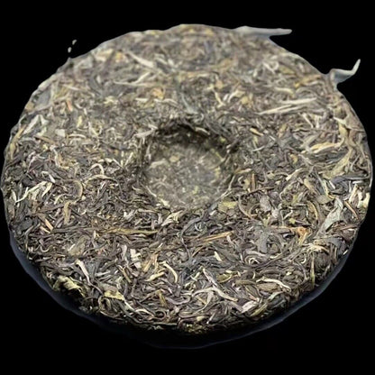 Yunnan Tea Menghai Banzhang Wang QiaoMu Type Ancient Pu'er Raw Tea Cake Tea 357g