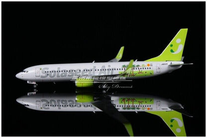 1:400 Phoenix Solaseed Air BOEING 737-800 Passenger Airplane Diecast Plane Model