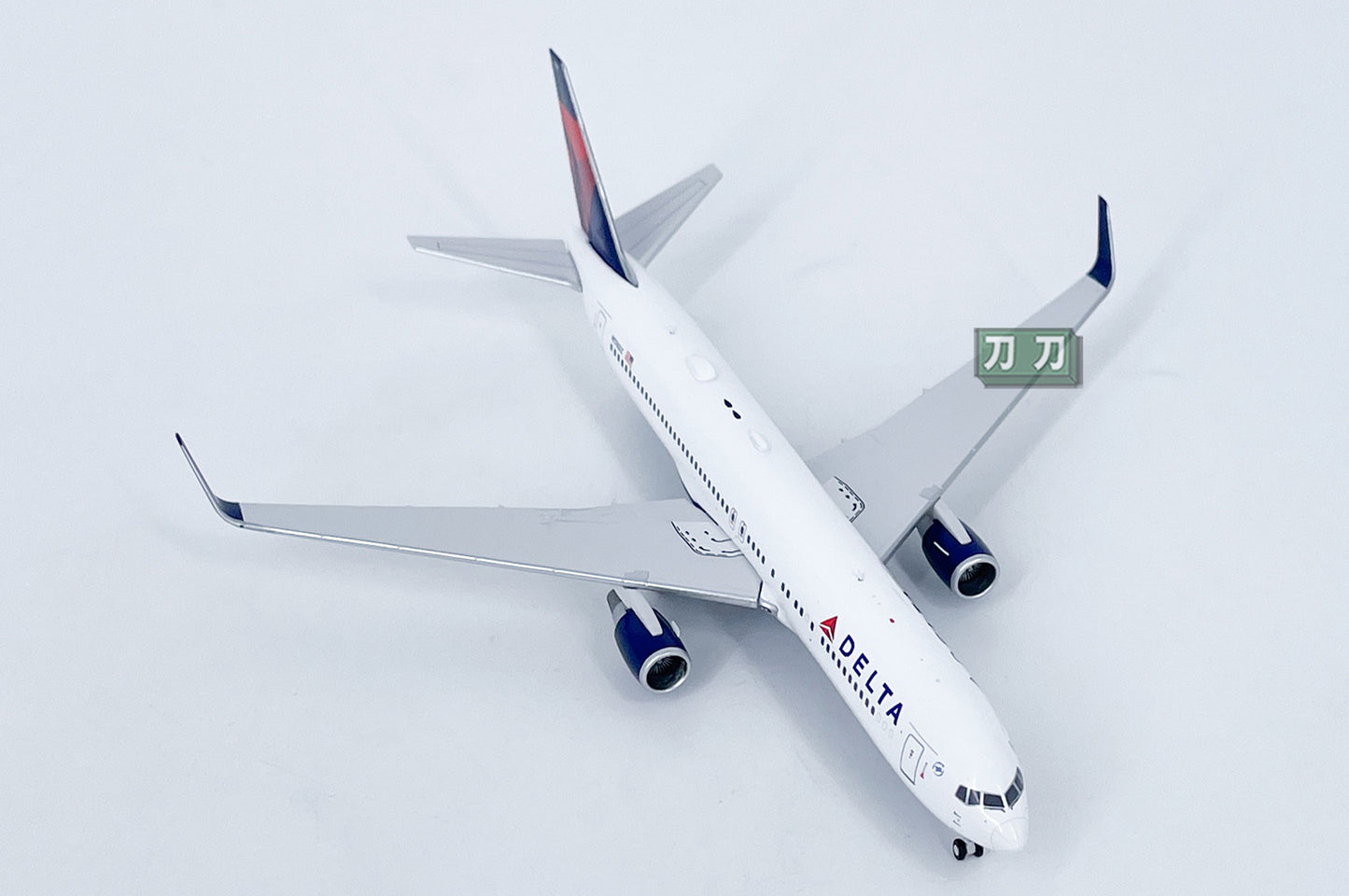 1:400 PandaModel DELTA B767-300 N171DZ Passenger Airplane Diecast Model