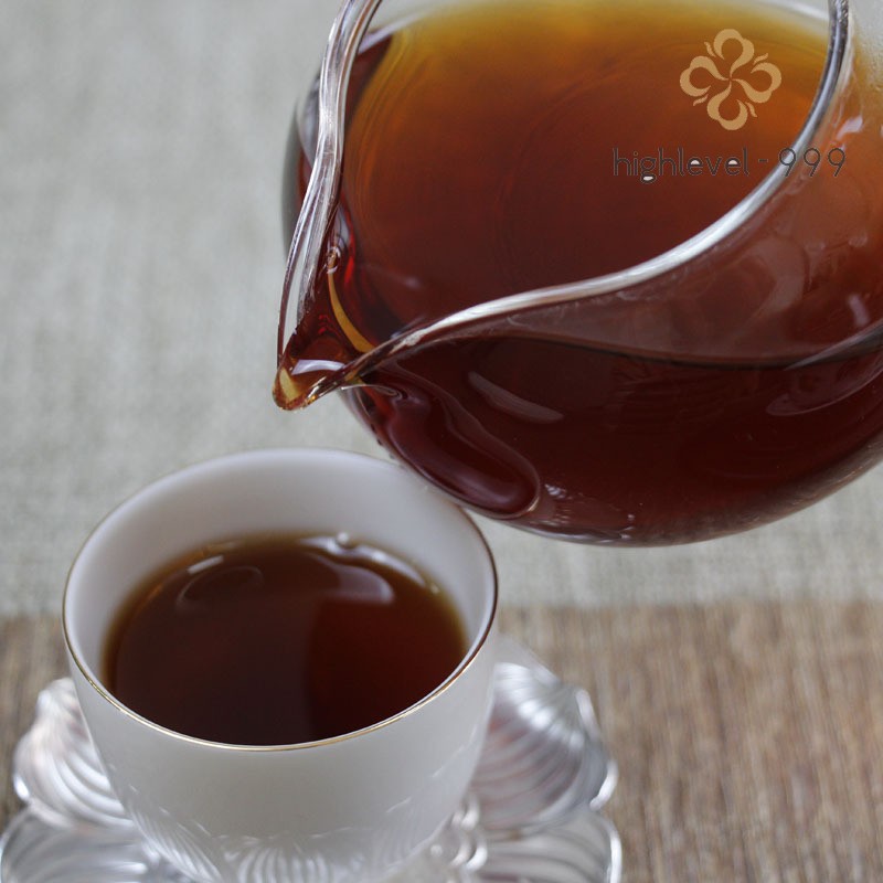 357g Ripe Pu'er Tea Cake Dry Stored Yunnan Auspicious 2017 Vintage Tea