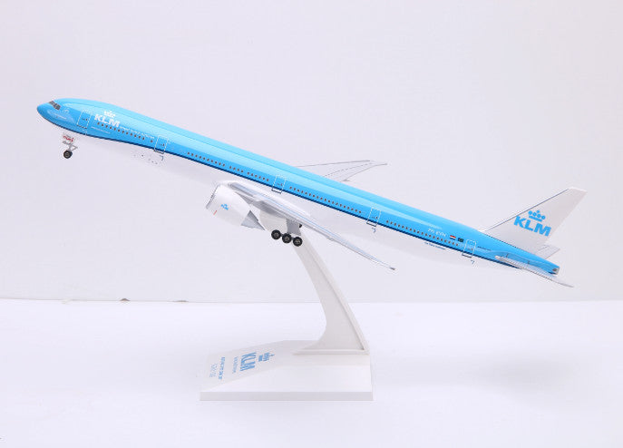 37CM 1:200 Risesoon KLM BOEING 777-300ER Passenger Airplane ABS Plastic Model