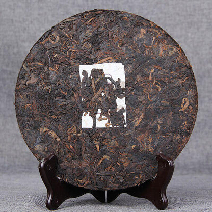 188g Ripe Yunnan Puer Menghai Tea Iron Puerh Made of Early Spring Tender Buds