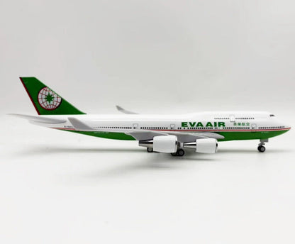 30CM EVA AIR BOEING 747-400 Passenger Plane Landing Gear Resin Aircraft Model