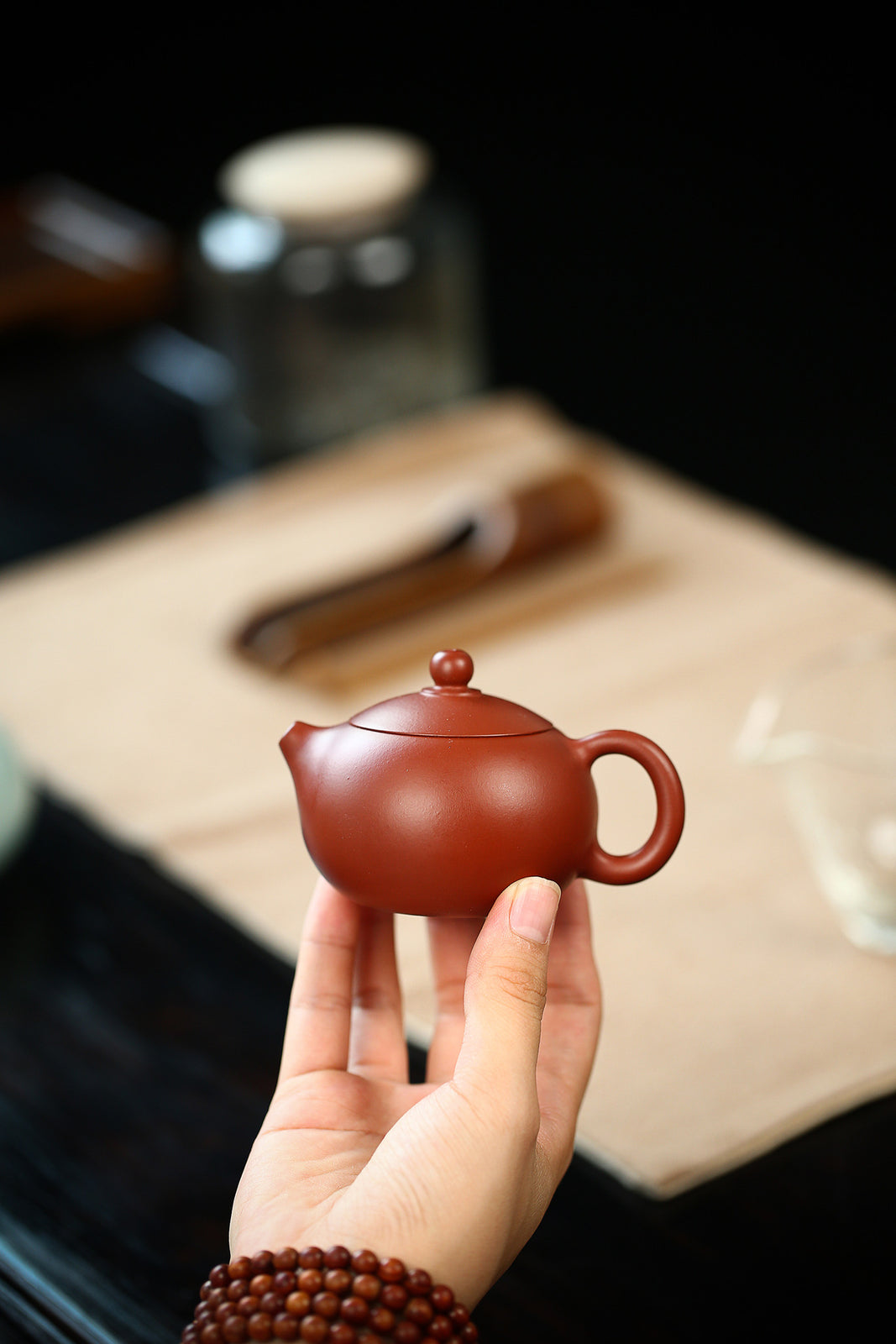 Chinese Yixing Zisha Pottery Clovershrub Clay 130ML Xihsi 7 Hole Teapot 小品光西施